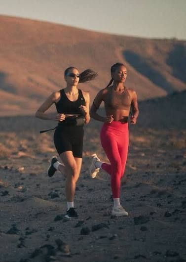 Women’s Running Clothes: A Complete Guide to Choosing Running Wear